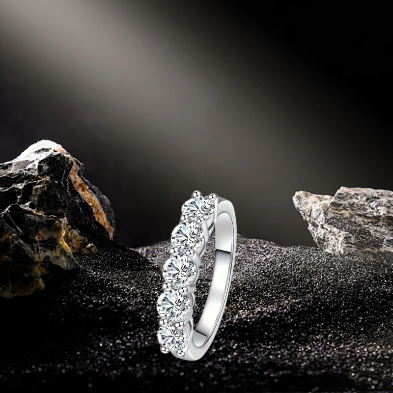 Sterling Silver S925 Ring with 5 Moissanite Stones
